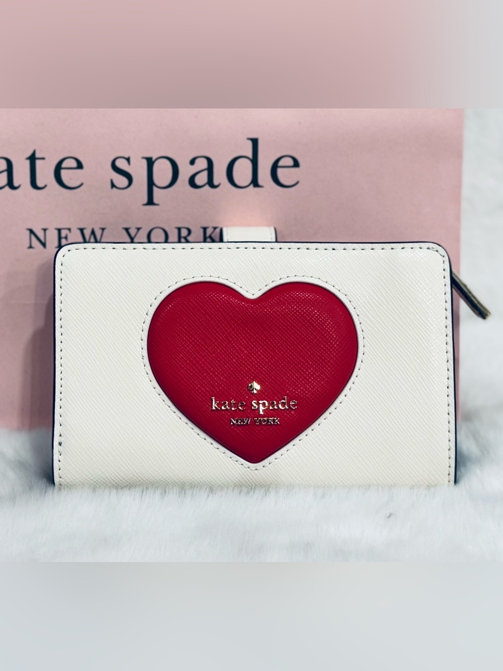 Kate Spade Wallet inset puffy heart medium folding with zip section NWT